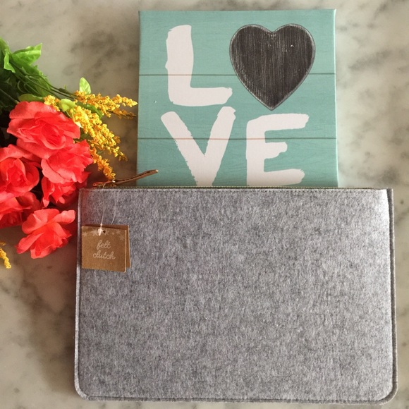 Brand New Felt Clutch - Picture 3 of 8